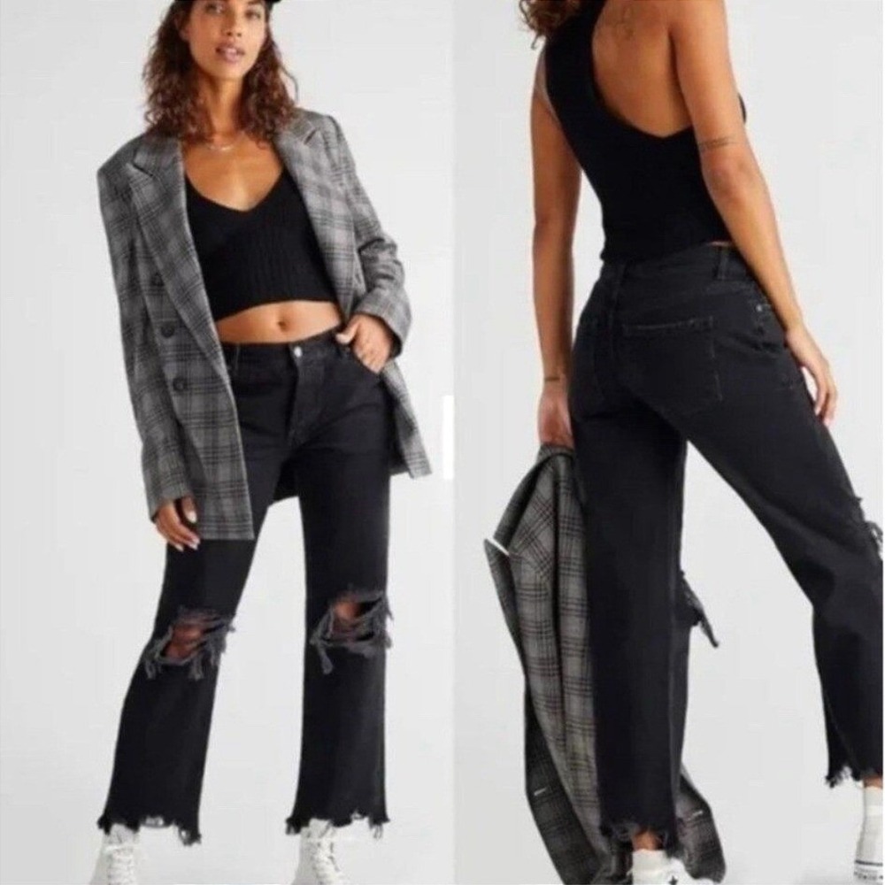 We‎ The Free People Maggie Jeans Black Distressed Mid-Rise Straight Boho Size 25